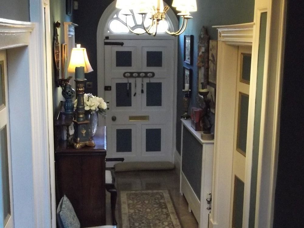 Holly House Bed And Breakfast And Apartments Hereford Eksteriør bilde