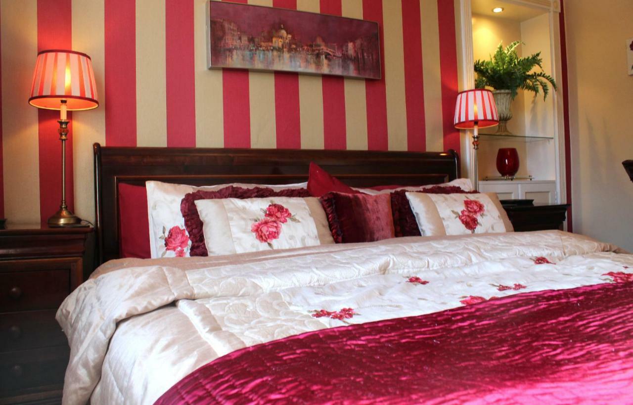 Holly House Bed And Breakfast And Apartments Hereford Eksteriør bilde