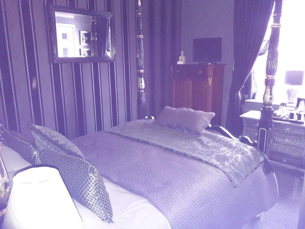 Holly House Bed And Breakfast And Apartments Hereford Eksteriør bilde