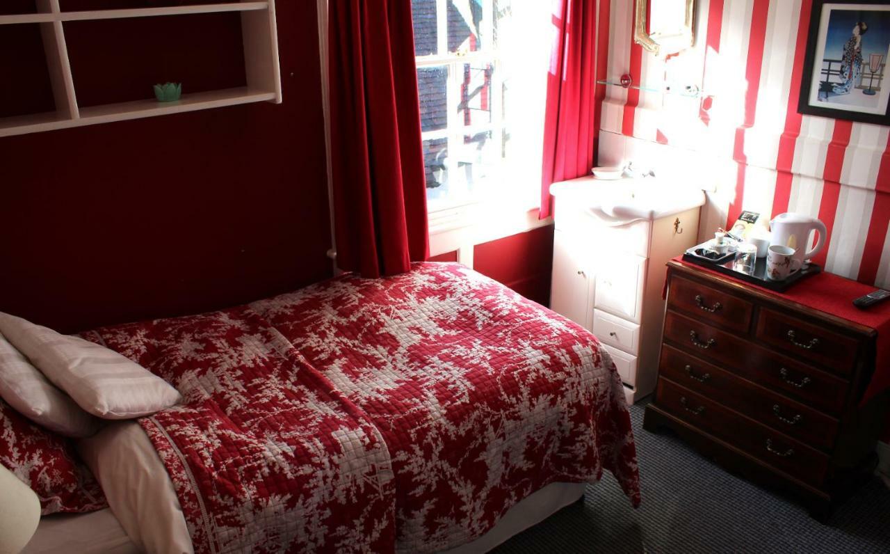 Holly House Bed And Breakfast And Apartments Hereford Eksteriør bilde